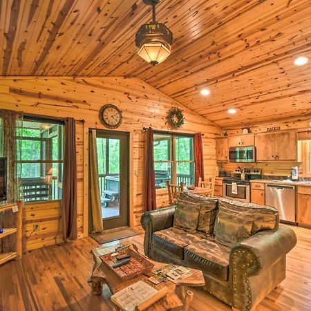 The Honeybee Cabin With Private Porch And Hot Tub Clarkesville 외부 사진