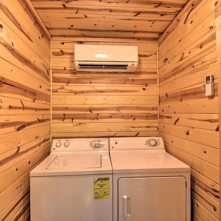 The Honeybee Cabin With Private Porch And Hot Tub Clarkesville 외부 사진